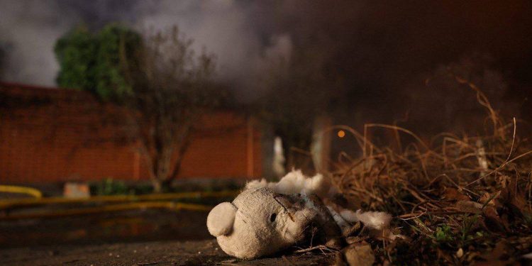 Наслідки удару по Дніпру.