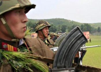 Північнокорейські солдати.
