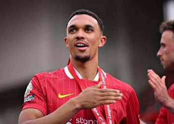 Трент Джон Александер-Арнольд.