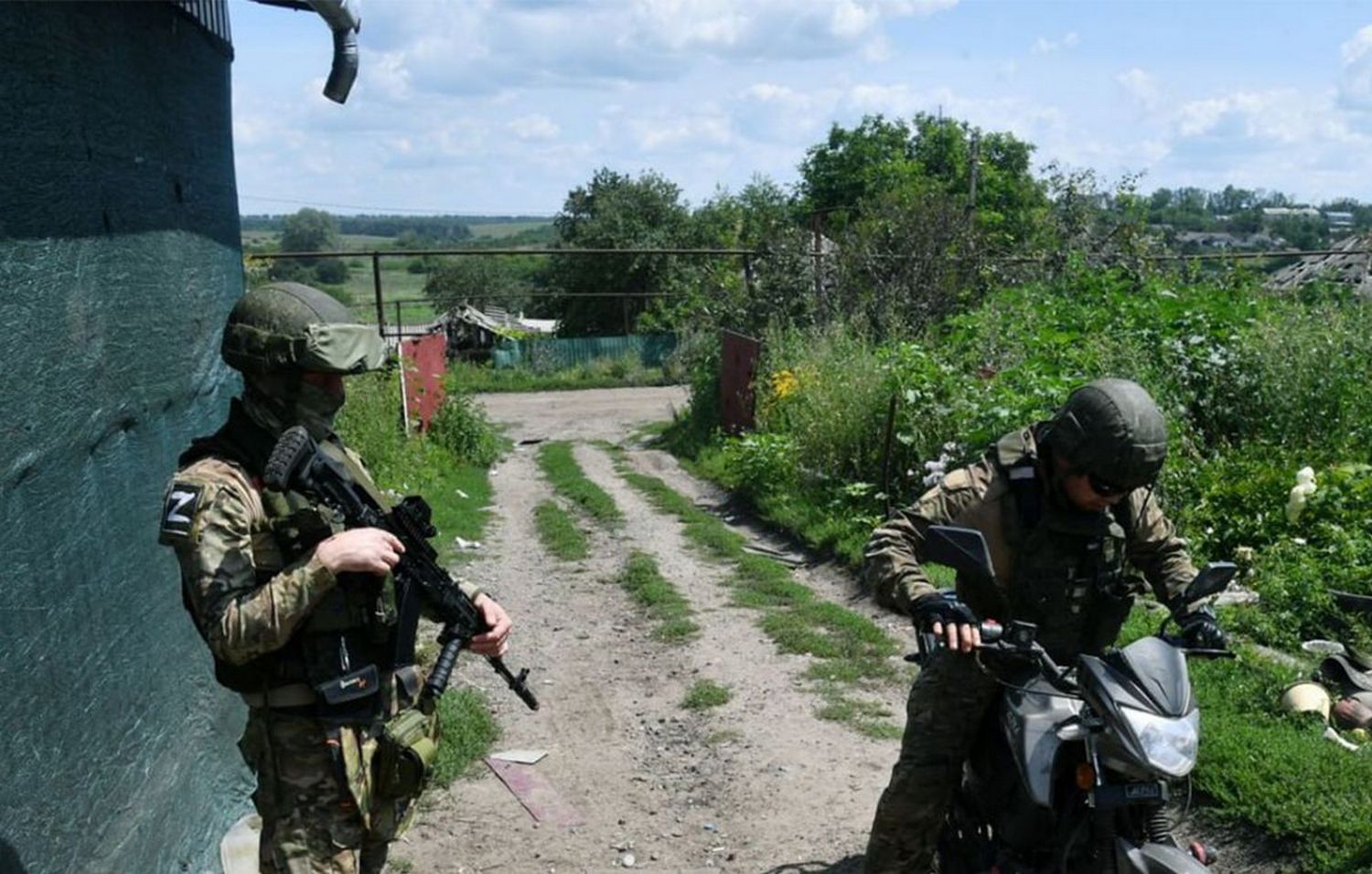 Окупанти.