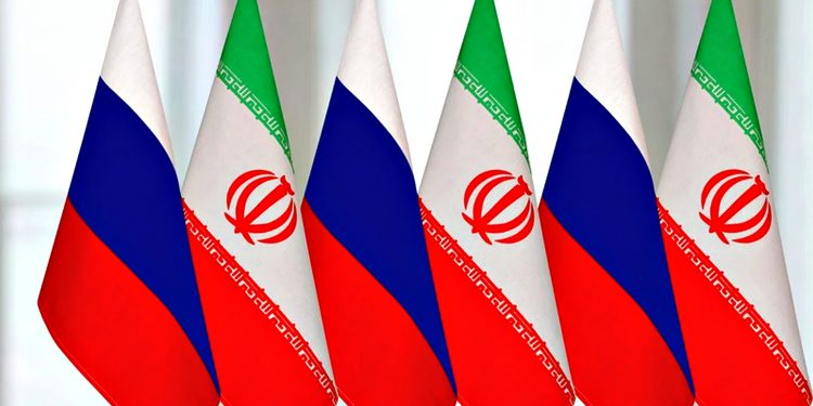 Прапори Росії та Ірану.