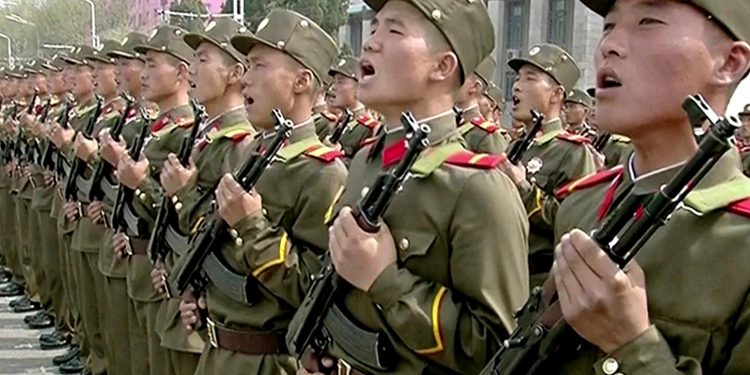 Північнокорейські солдати.