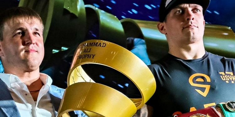 Олександр Красюк та Олександр Усик.