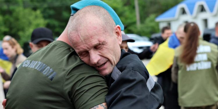 Обмін військовополоненими.