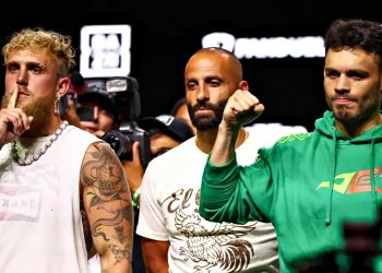 Джейк Пол і Чавес-молодший.