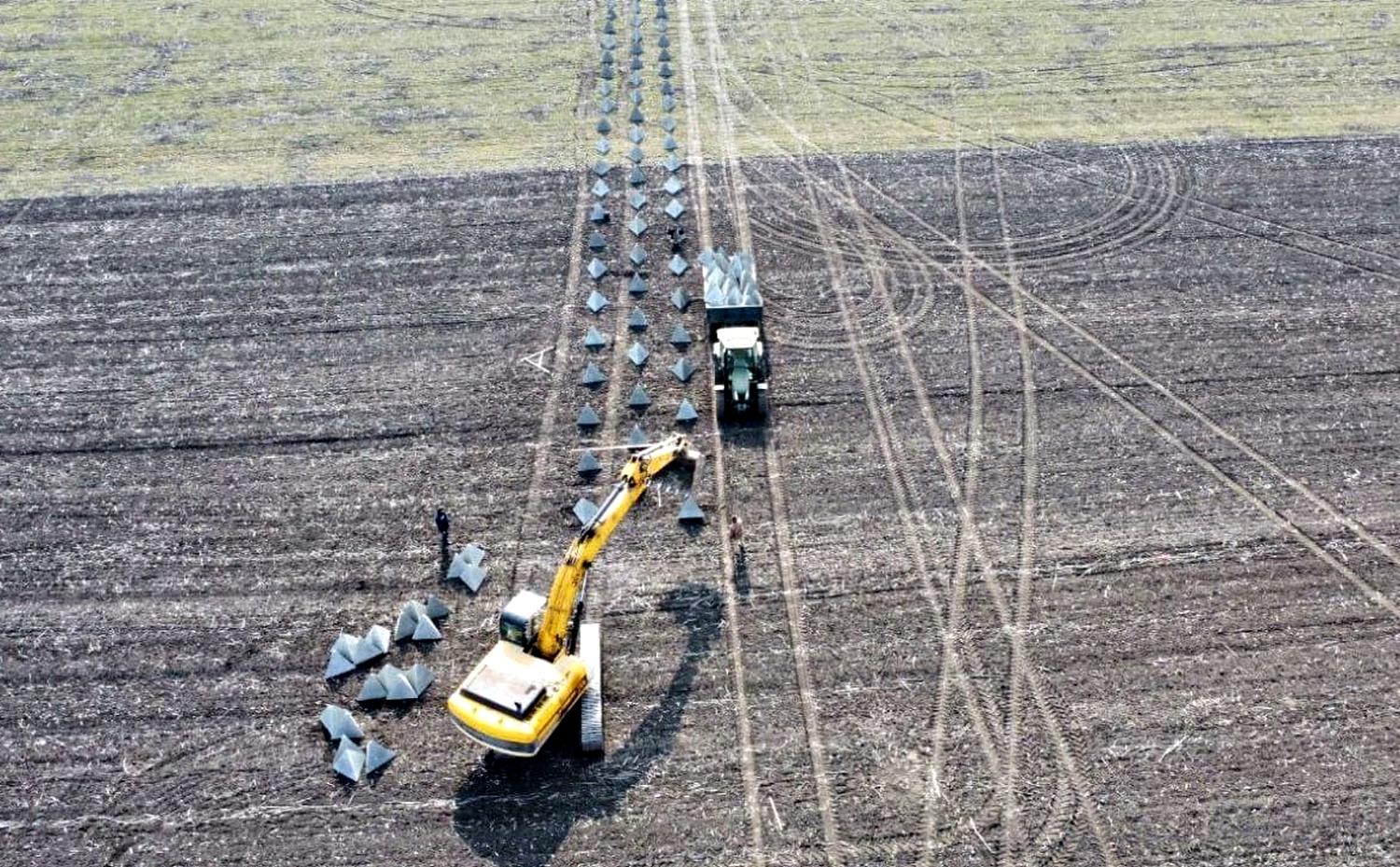 Зведення укріплень.