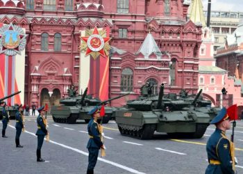 Парад у Москві.