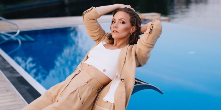 Олена Шоптенко