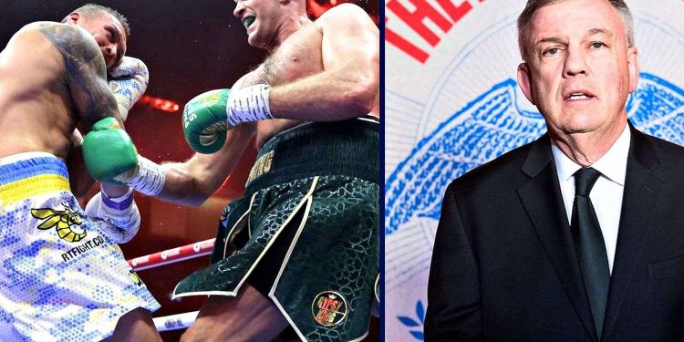 Олександр Усик, Тайсон Ф'юрі та Тедді Атлас.