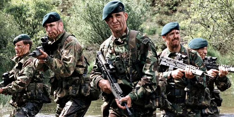 Британські солдати.