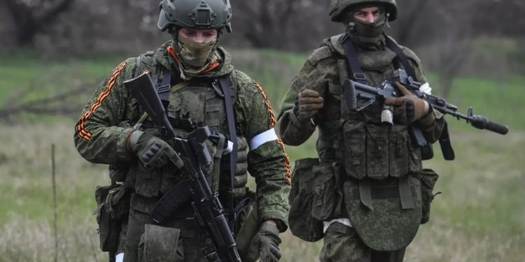 Російські окупанти