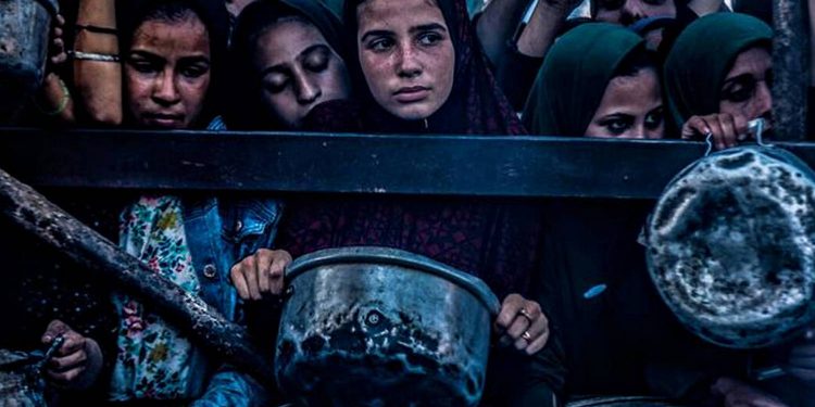 Голодуючі в Газі.