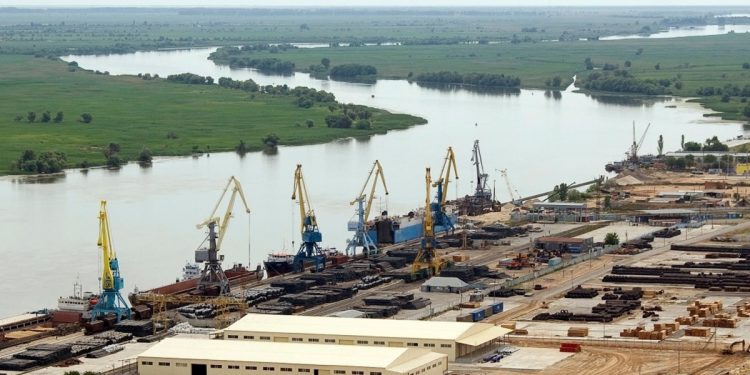 Морський порт "Оля" в РФ