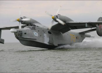 Протичовновий літак Бе-12 «Чайка» ЗС РФ