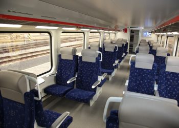 Вагон потяга