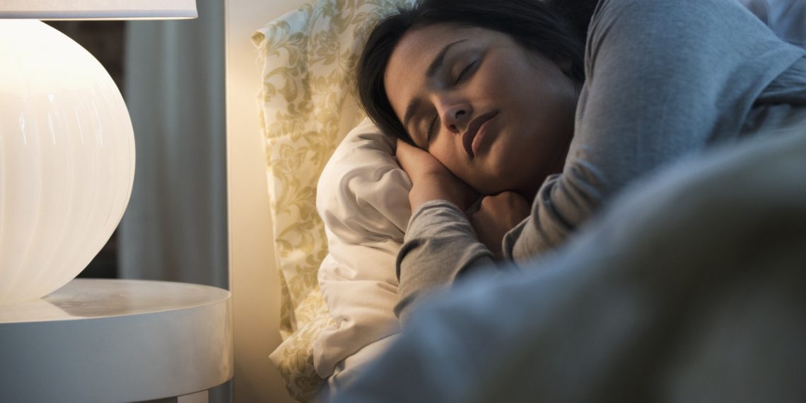 Сон допомагає мозку очищатися від токсинів.