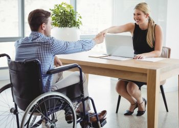 В Україні змінять правила працевлаштування людей з інвалідністю.