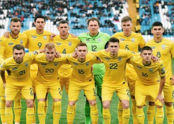 Збірна України з футболу.