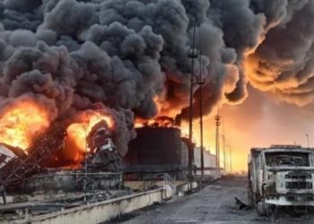 Пожежа на нафтобазі в Пролетарську.