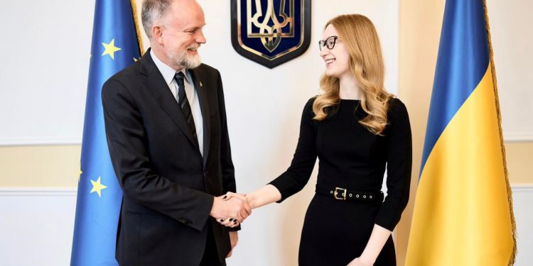 Швеція надали Україні 3 мільярди грн допомоги.