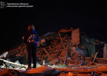 Наслідки ворожої атаки на Запоріжжя.
