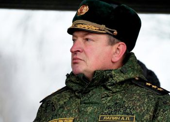 Олександр Лапін