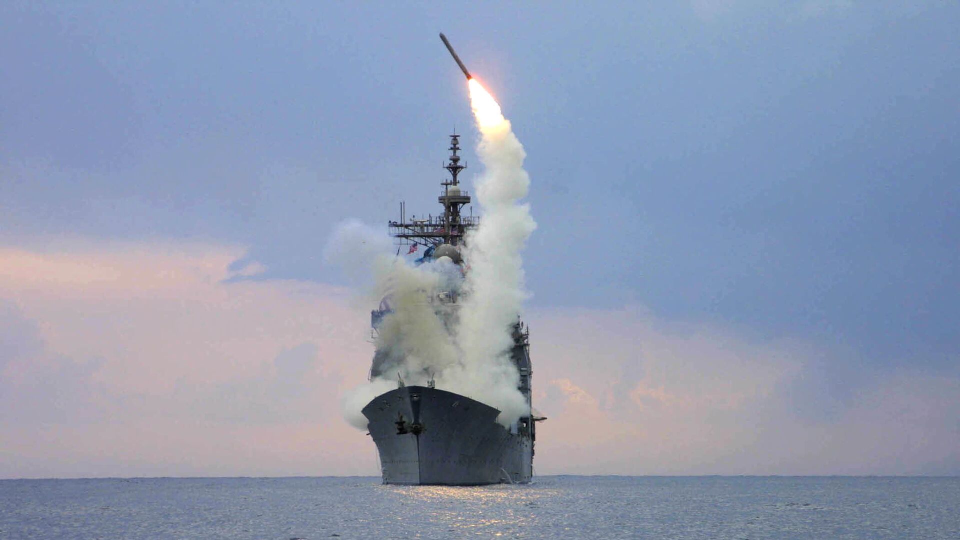 Запуск крилатої ракети Tomahawk.