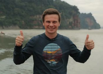 Дмитро Комаров.