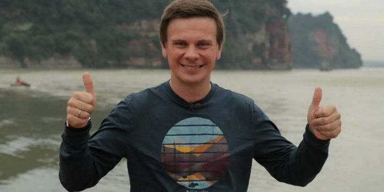 Дмитро Комаров.