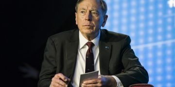 Девід Петреус.