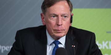 Девід Петреус.