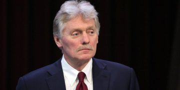 Дмитро Пєсков