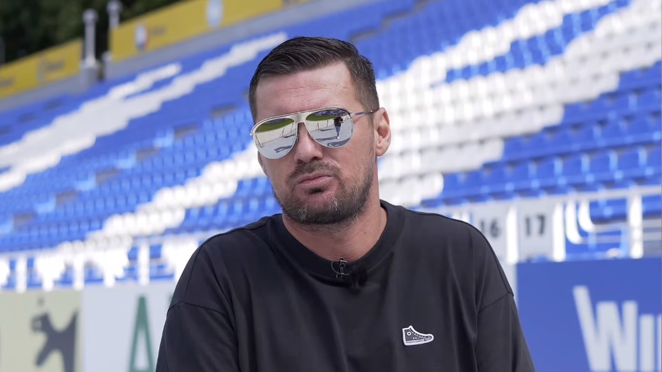 Мілевський.