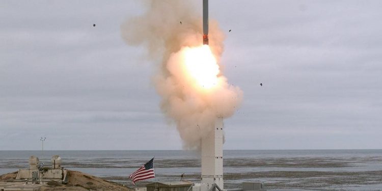 Запуск ракети Tomahawk