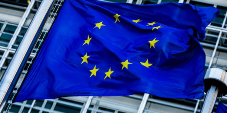 Флаг ЄС.