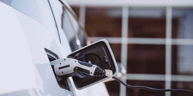 Електромобіль.