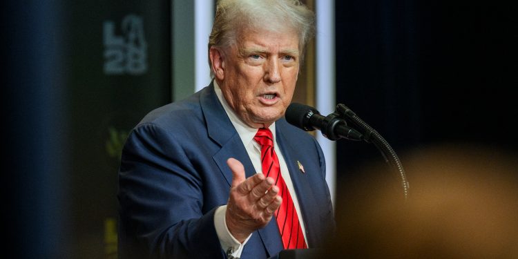 Дональд Трамп.