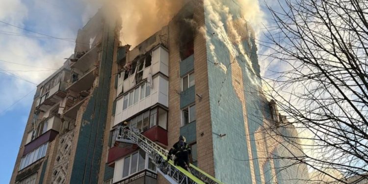 Удар по будинку в Тернополі