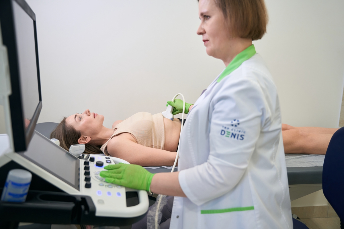 Олів’є, шампанське і... панкреатит? Як пережити застілля і не потрапити до лікарні