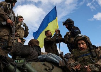 Українські військові.