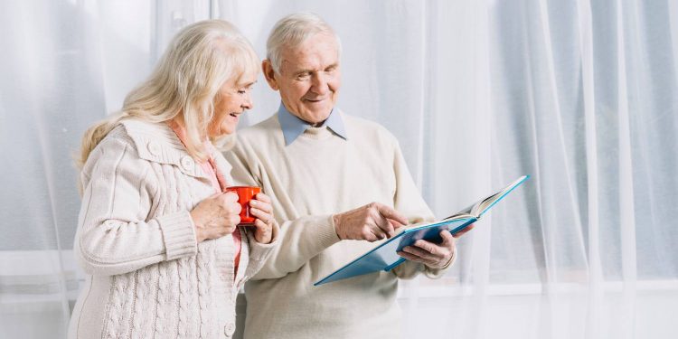 Пенсіонери.