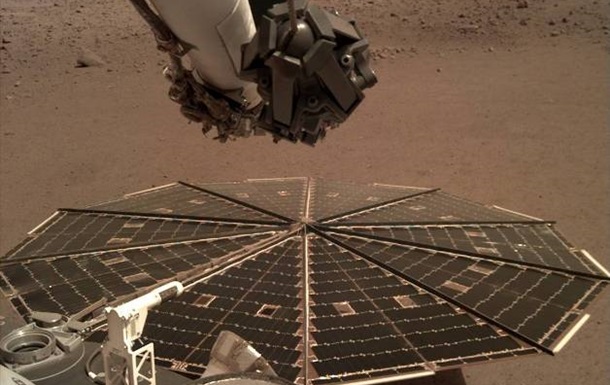 Зонд InSight передал звуки ветра на Марсе (ФОТО)