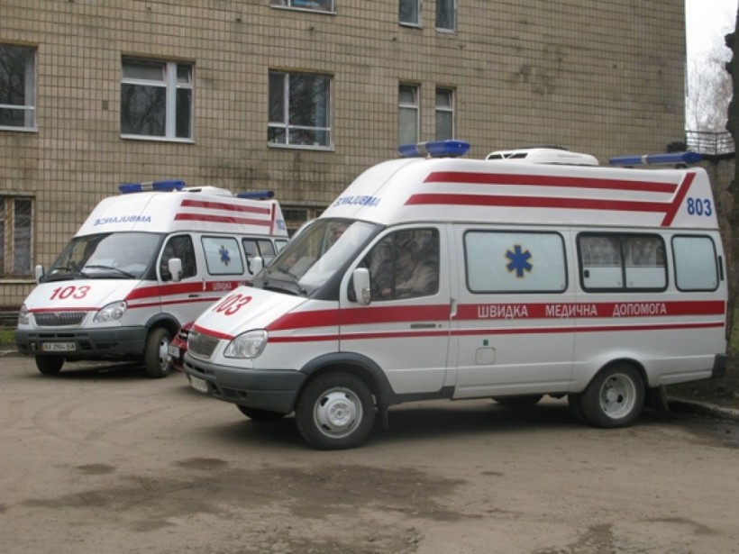 Под Киевом в двух школах распылили слезоточивый газ, детей эвакуировали 