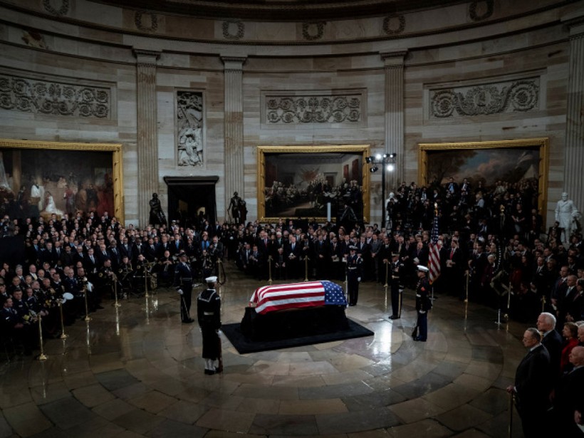 В США прощались с Джорджем Бушем-старшим (ФОТО)