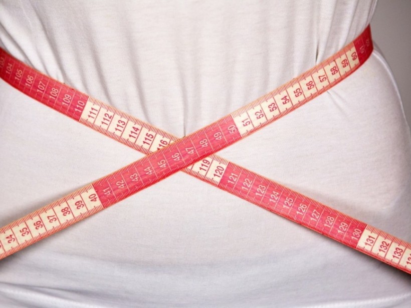 Умеренное потребление жиров не провоцирует набор веса, а помогает держать его в норме - врач