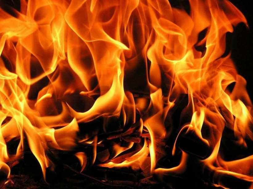 В Киеве горела квартира в многоэтажке: в огне погибла женщина