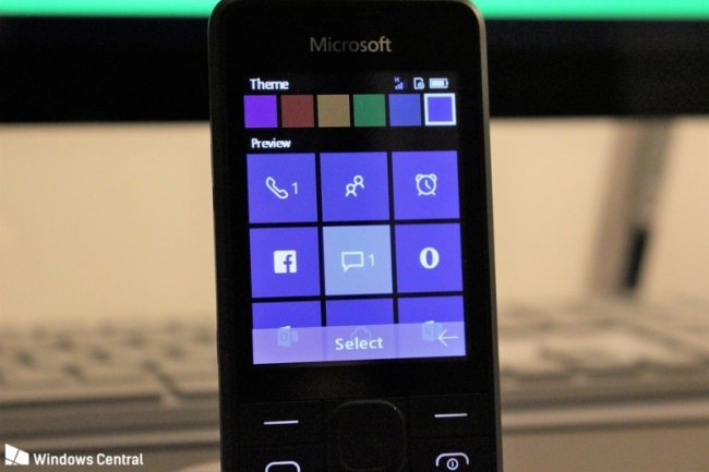 В Microsoft создали кнопочный телефон с интерфейсом Windows 10 (ФОТО) 